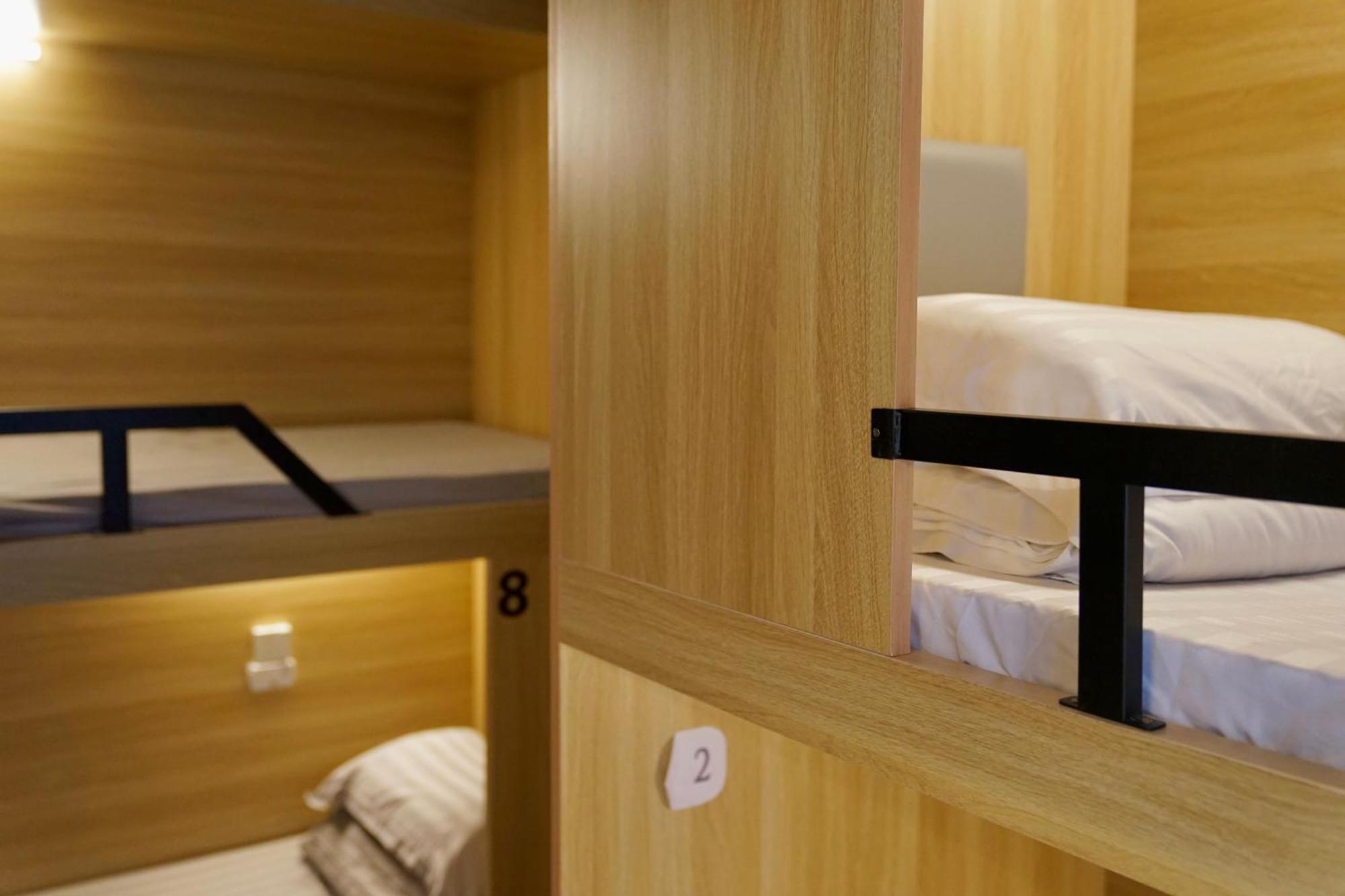 Waveflo Hostel 浪花青旅 Hongkong Buitenkant foto